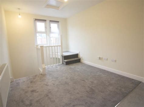 1 bedroom flat to rent in farnborough|short term rentals farnborough.